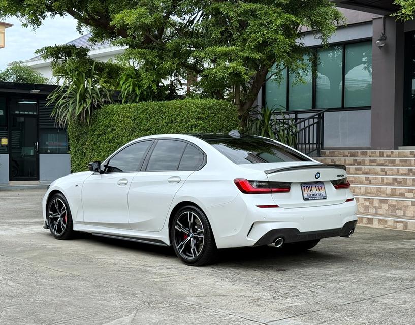 2022 BMW 320D MSPORT รถมือเดียวออกป้ายแดง รถวิ่งน้อยเพียง 6X,XXX กม รถไม่เคยมีอุบัติเหตุ BSI ยังเหลืออีกนานครับ 6
