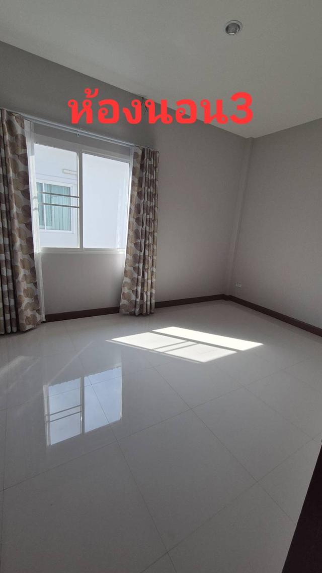 ขายบ้านแฝด 3.79 ล้าน ม.บ้านปัญฐิญา แพรกษาใหม่รีโนเวทพร้อมเฟอร์ 7