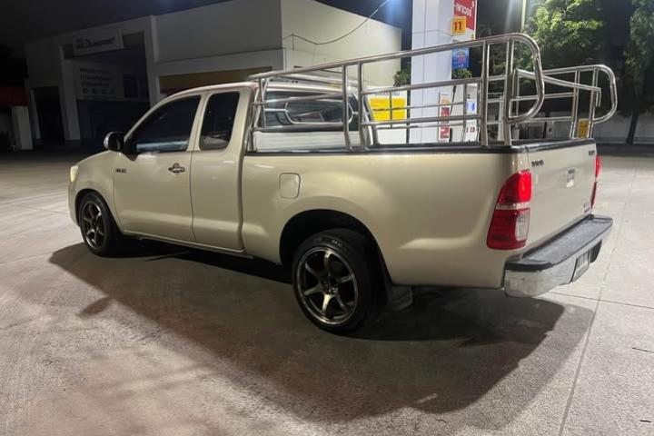 Toyota Hilux Vigo Champ ปี 2011 6