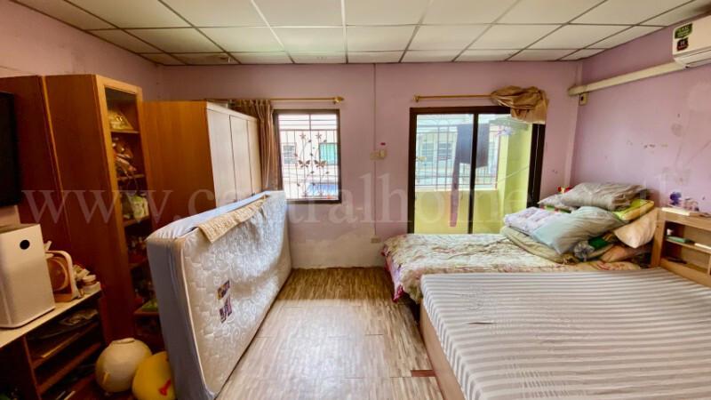 ทาวน์เฮ้าส์ บัวทองธานี ถนนกาญจนาภิเษก ทำเลดี เดินทางสะดวก 9