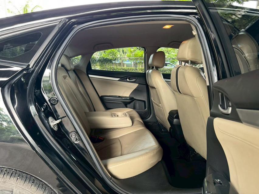 🚗 2019 Honda CIVIC 1.8 EL AT รูปที่ 15