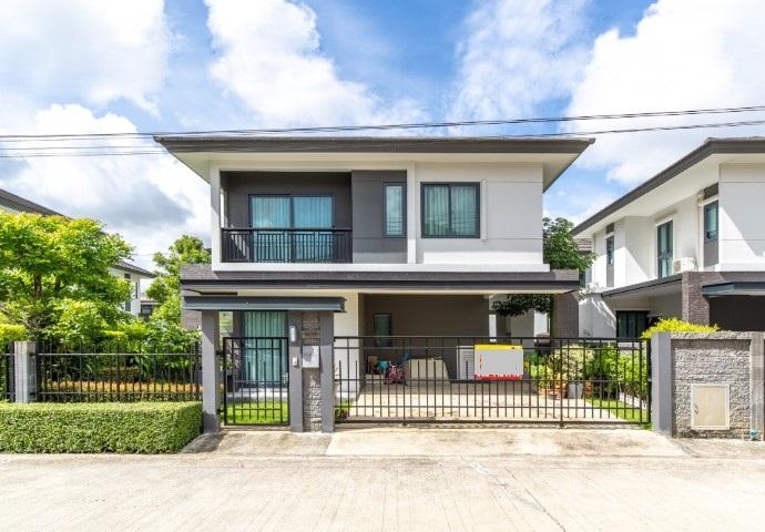 For Rent ให้เช่าบ้านเดี่ยว 2 ชั้น หมู่บ้านบริทาเนีย บางนา กม.12 บ้านสวยมาก /เฟอร์นิเจอร์ครบ 