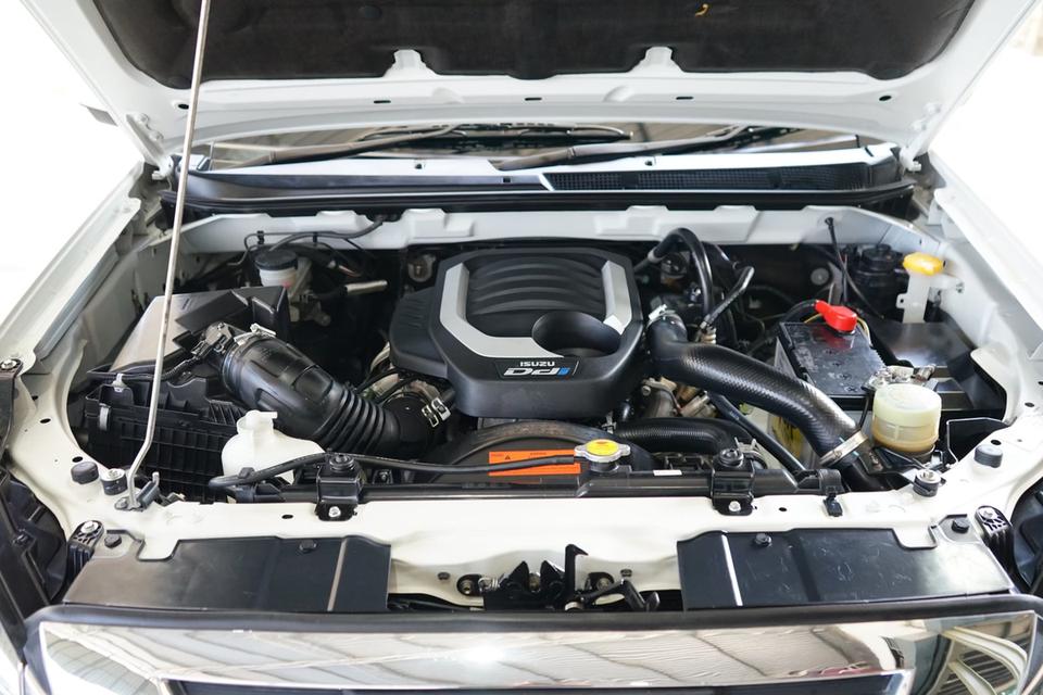 Isuzu d max 1.9L 5