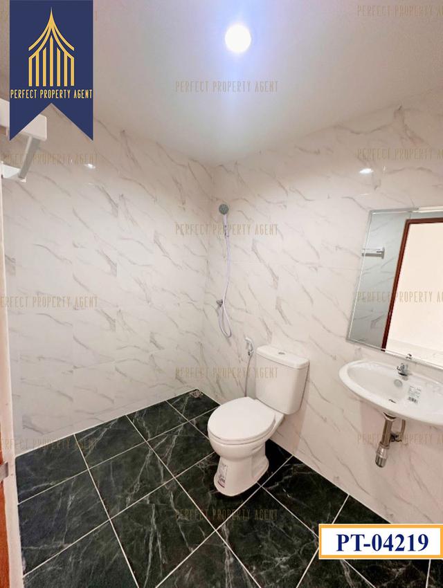 ขาย ทาวน์เฮ้าส์ เคซี 1 หทัยราษฎร์ 39 คลองสามวา ตกแต่งใหม่พร้อมเฟอร์นิเจอร์ ฟรีโอน 12