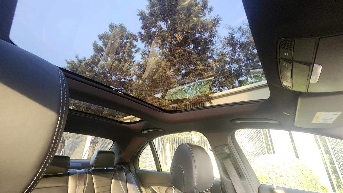 เจ้าของรถขายเอง Benz E350e 2018 ไมล์ 56,000 จดทะเบียนปี 2020 รถใหม่ ภายในใหม่ รูปที่ 13