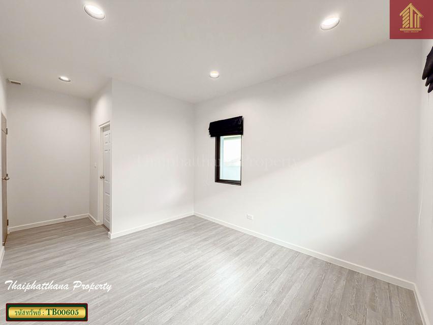 สราญสิริ ศรีวารี 1 บางนา-ตราด ลาดกระบัง 12