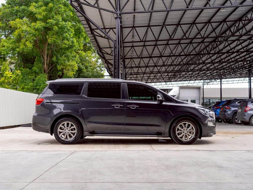 Kia Grand Canival 2.2 Limited 2020 จด 2021 4