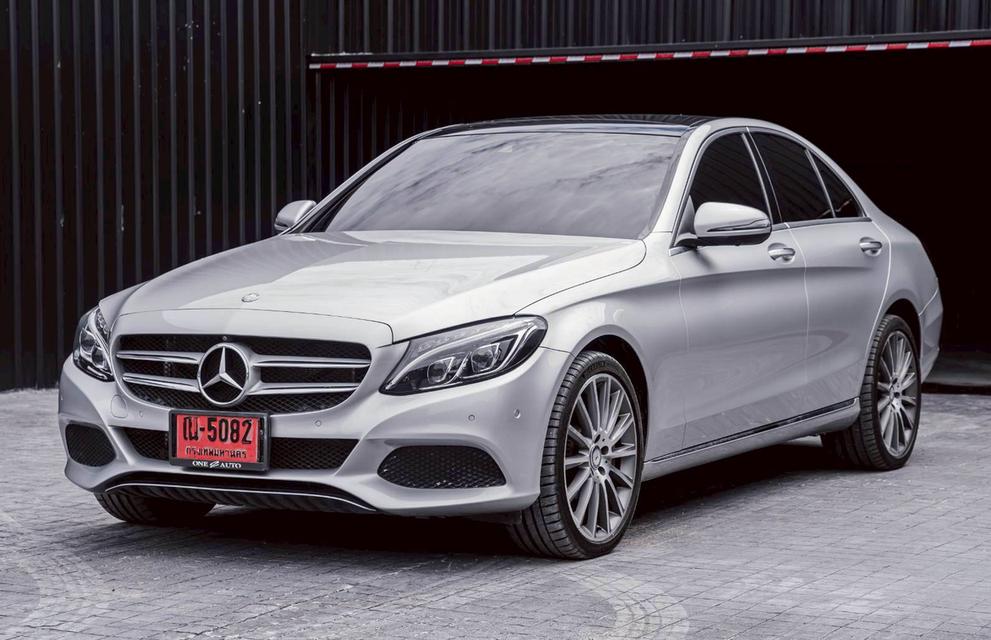 รหัสรถ 67GG5082 MERCEDES BENZ C350e W205 AMG | Plug-in Hybrid ปี 2016