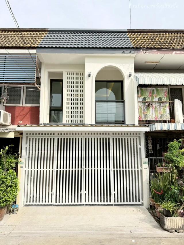 ทาวน์เฮาส์ ซอย เสนานิคม 1 ซอย 35 1