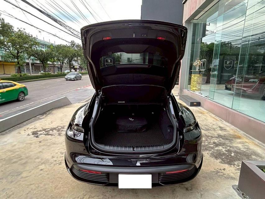 Porsche Taycan Cross Tourismo ปี22 17