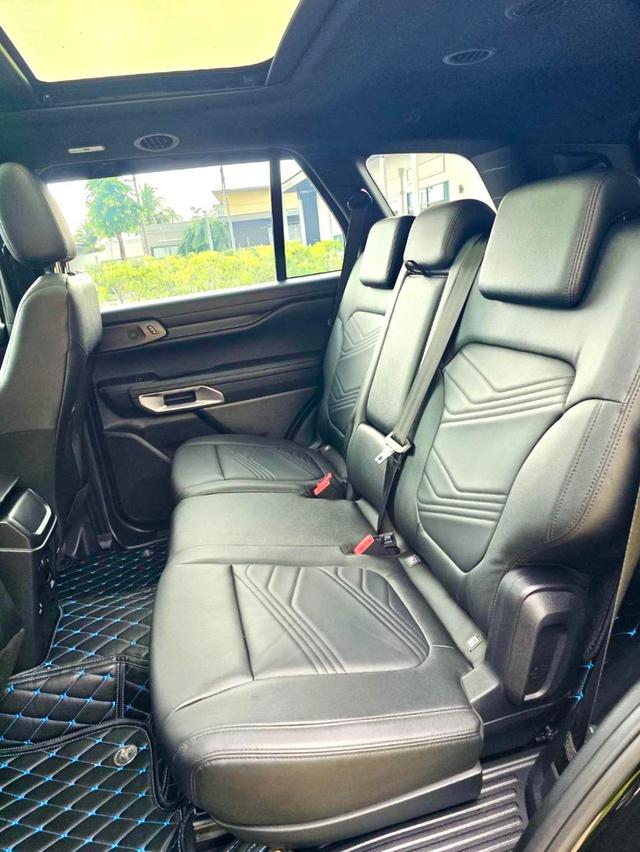 Ford Everest next gen 2.0 Bi-Turbo titanium สีดำ ปี 2022 ไมล์ 30,000กม. 12