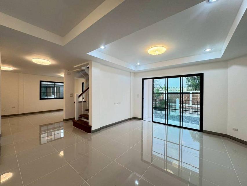 หมู่บ้านมัณฑนา2 ศรีนครินทร์ Mantana2 Srinakarinบ้านเดี่ยว 2 ชั้น โครงการ Land & Houses ใกล้เมกะบางนา ตกแต่งใหม่พร้อมอยู่ มีพื้นที่รอบบ้าน 7