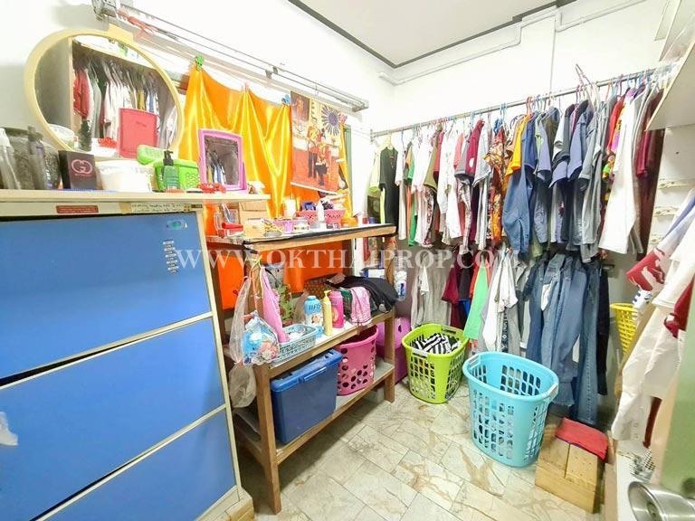 ทาวน์เฮ้าส์ หมู่บ้านสุชา บางบัวทอง ใกล้กับรถไฟฟ้าสายสีม่วง นนทบุรี 7