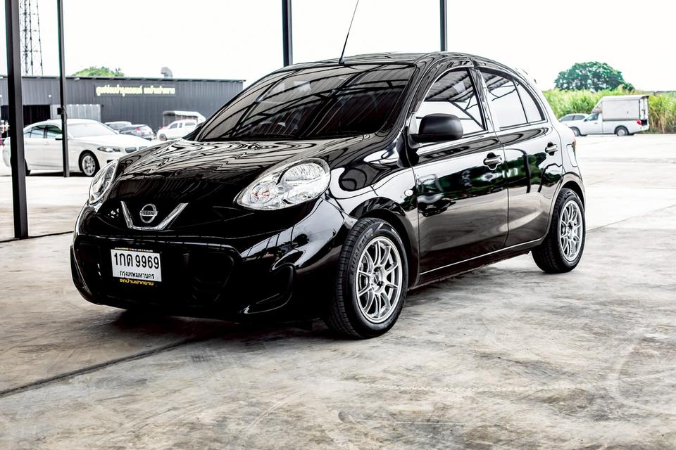 Nissan March 1.2 E เกียร์ MT ปี 2018 สีดำ ไมล์ 15,000