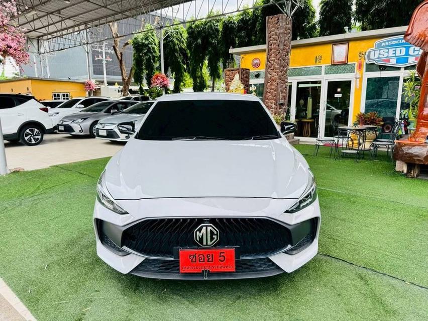  MG 5 ตัว D 10 TH ANNIVERSARY เครื่อง1.5cc.ไมล์แท้ 29,xxxกม  