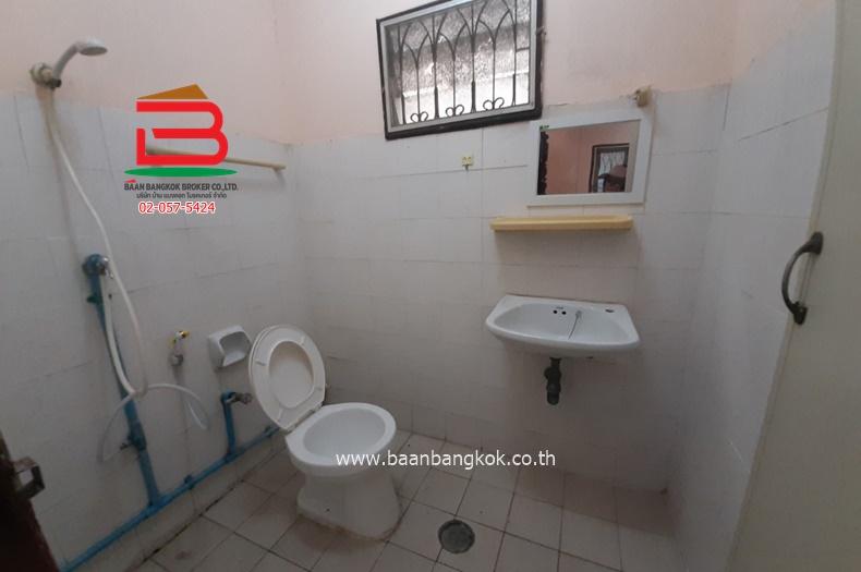 ทาวน์เฮ้าส์ หมู่บ้านพิศาล (ท่าข้าม 30) (ใกล้เซ็นทรัลพระราม 2) เนื้อที่ 18 ตรว.แขวงแสมดำ เขตบางขุนเทียน 13