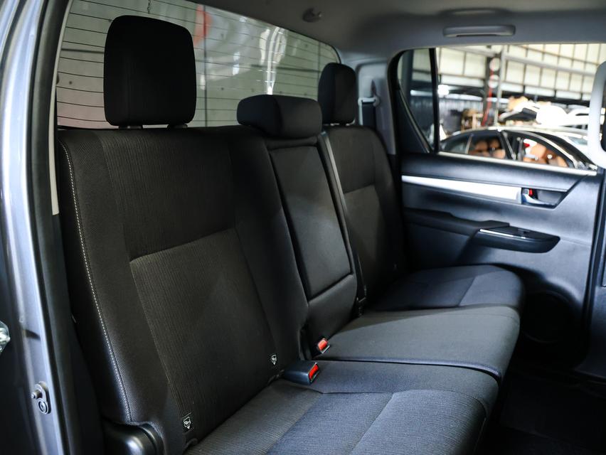 2024 Toyota HILUX REVO 2.4 Double Cab Prerunner Entry Pickup MT B6793 รูปที่ 16
