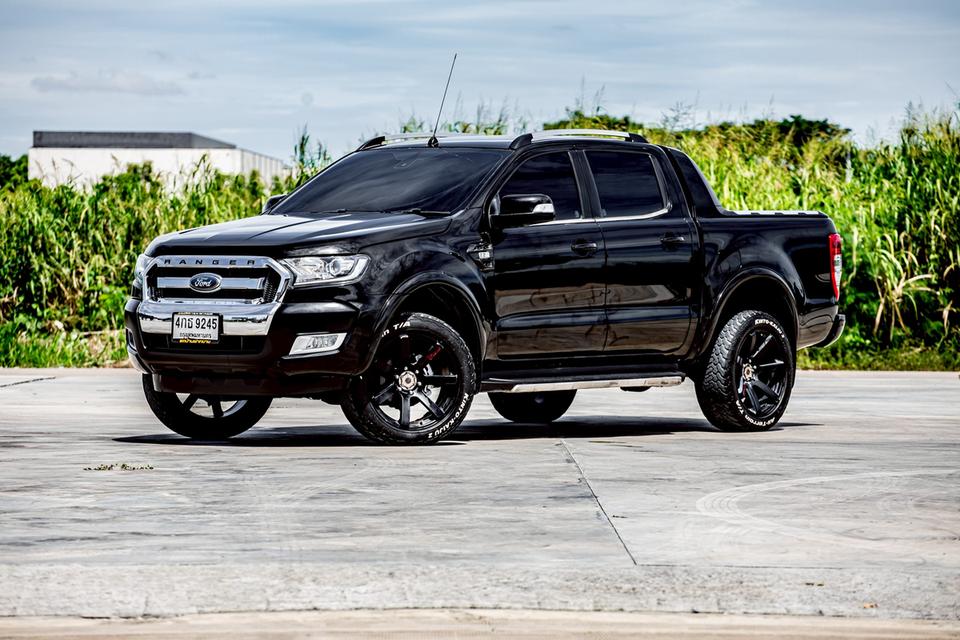 Ford Ranger 2.2 Wildtrak Hi-Lander Double Cab เกียร์ AT ปี 2015 สีดำ  8