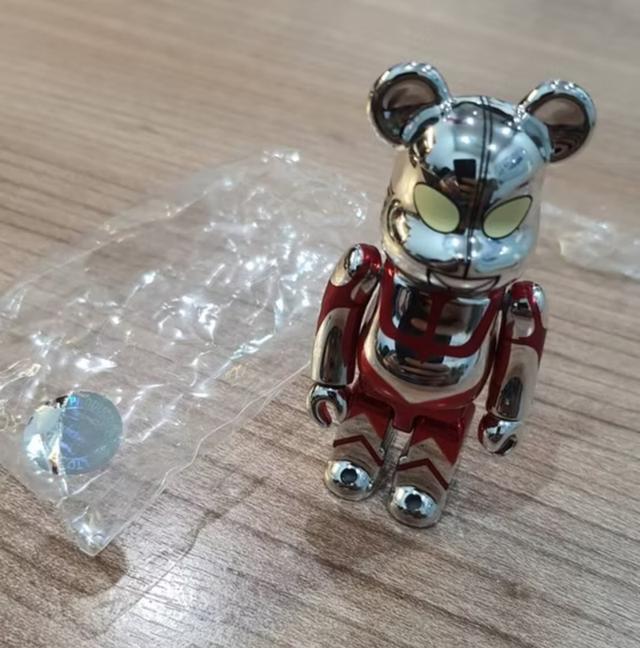 Bearbrick Series 44 มือสอง 1