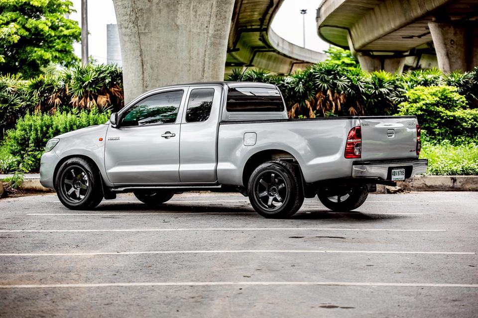 Toyota Vigo Champ SmartCab 2.5E ดีเซล เกียร์ MT ปี 2015 สีเทา  9