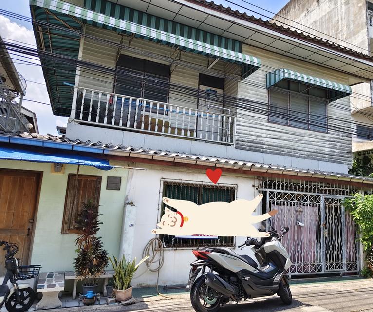 ขายบ้านเดี่ยวมือ2บ้านไม้สักด้านบนด้านล่างเป็นปูน 3