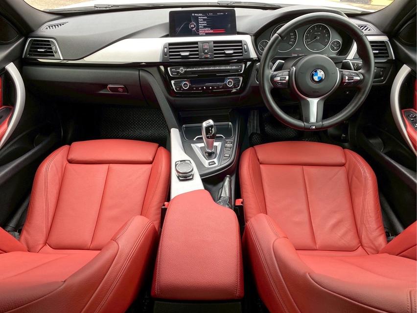 รหัสรถ PBG9999 BMW 330e M Sport Plug-in Hybrid ปี 2016 สีขาว 13