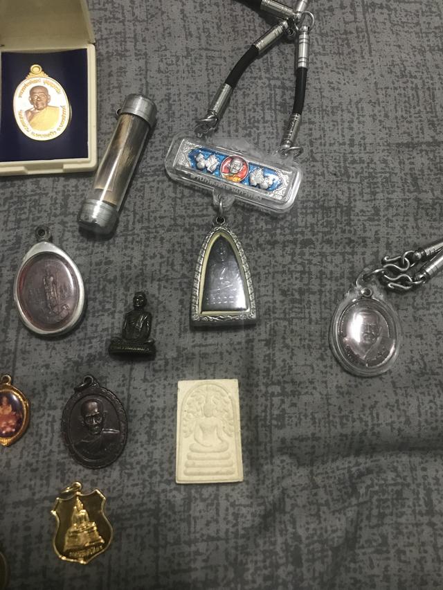 พระบ้านเหมาๆ ราคาไม่แรง 2