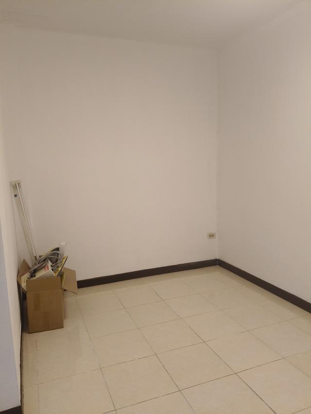 ทาวเฮาส์ให้เข่า 7,500 บาทต่อเดือนน่านบางแค 11