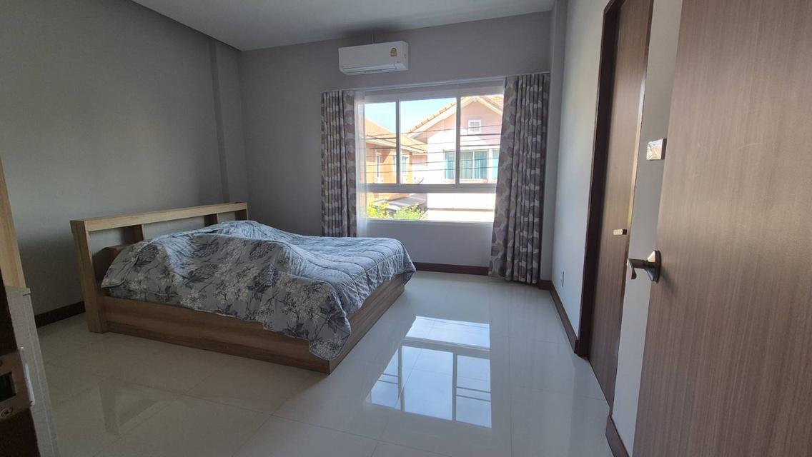 ขายบ้านแฝด 3.79 ล้าน ม.บ้านปัญฐิญา แพรกษาใหม่รีโนเวทพร้อมเฟอร์ 9