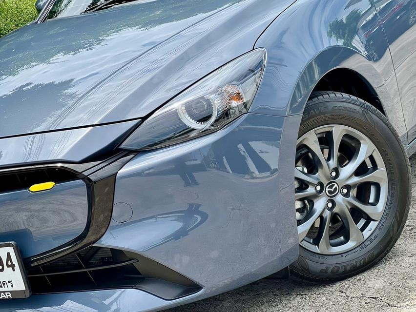 รุ่นรถ : Mazda 2 1.3 Ultra Hatchback เครื่องยนต์: เบนซิน เกียร์: ออโต้ ปี: 2026 สี: เทา ไมล์ 4xx Km. รูปที่ 8