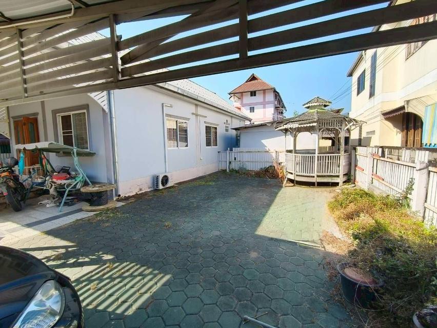 🏆 ขายที่ดินแปลงศักยภาพสูง ในคูเมืองเชียงใหม่ – ทำเลหายาก สำหรับนักลงทุนตัวจริง 🏆  📍 ศรีภูมิ – คูเมืองชั้นใน ตัวเมืองเชียงใหม่ 4