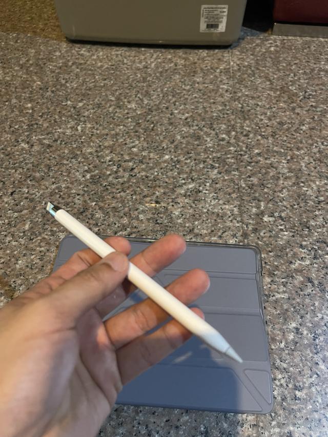 ขายApple Pencil ของแท้สภาพสวยๆใช้งานดีทุกๆฟังชั่นถูกมากก