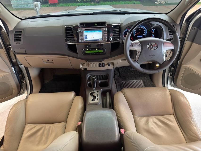 TOYOTA FORTUNER 3.0V NAVI ปี 2013 จด 16 รูปที่ 11