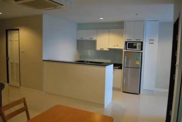 คอนโดหรูให้เช่าถูก Sukhumvit Living Town 4