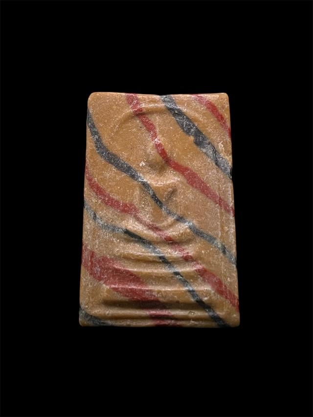 สมเด็จสีรุ้งหลวงพ่อแพ วัดพิกุลทอง หลังรูปเหมือน เนื้อผงน้ำมัน ยุคต้น แท้ทัน