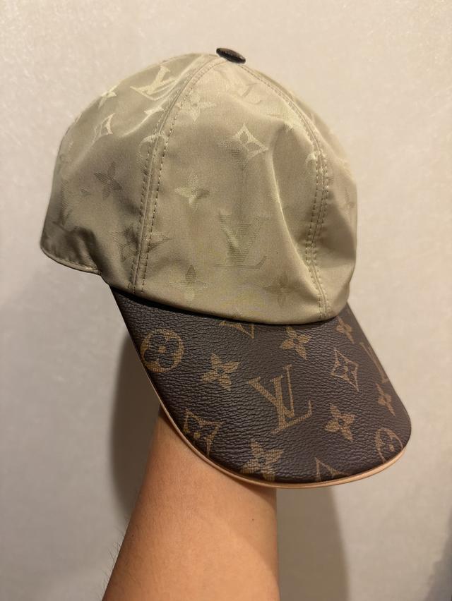 Brown Louis Vuitton cap for collectors