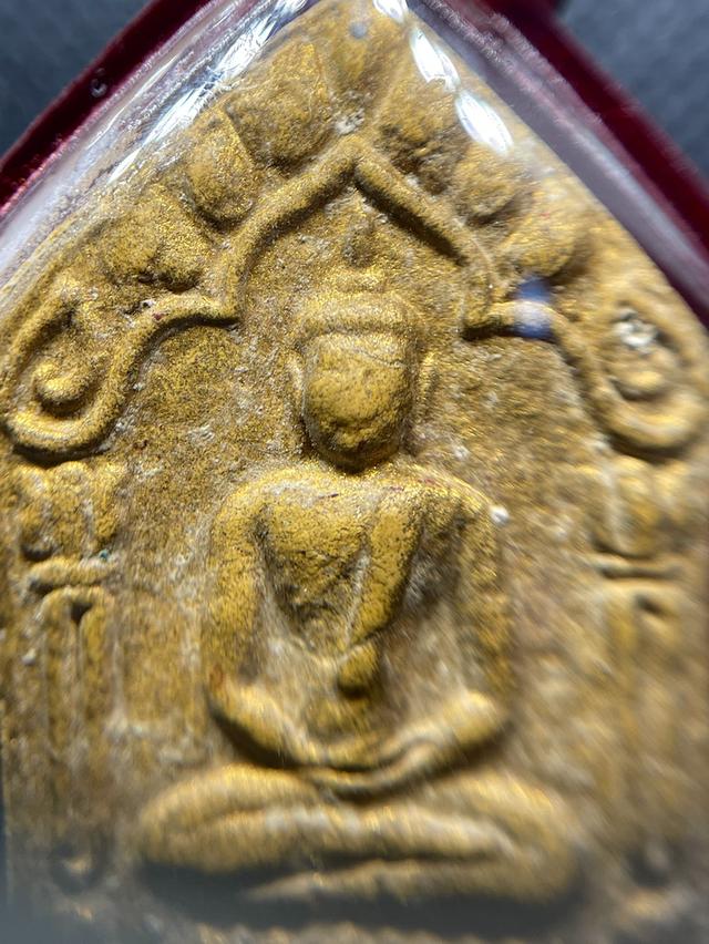 พระขุนแผน ปี15 หลวงปู่ทิม วัดละหารไร่ เนื้อว่านดอกทอง ฝังตะกรุดครอบจักรวาล รูปที่ 13