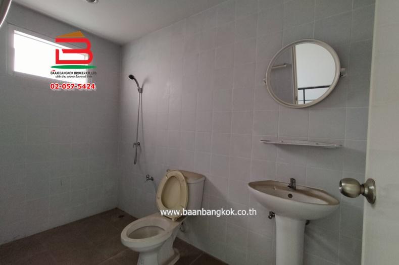 อาคารพาณิชย์ คีท พลาซ่า สมุทรสาคร เนื้อที่ 20.5 ตรว ถนนพระราม 2 ต.พันท้ายนรสิงห์ อ.เมืองสมุทรสาคร จ.สมุทรสาคร 8