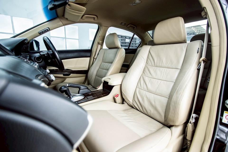 รหัสรถ 4A756 ACCORD 2.4 EL i-VTEC 2010 8