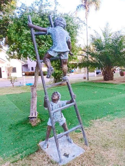 ให้เช่าขาดทุน 50% รีสอร์ท 8หลัง สยามคันทรีคลับ 4.5กม.Pool Villa โรงแรม 40 ห้อง 2ชั้น พัทยา 200 ม. 8 ไร่ ถ.พรประภานิมิตร  6