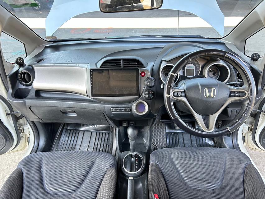 2013 Honda Jazz 1.3 Hybrid Auto 3