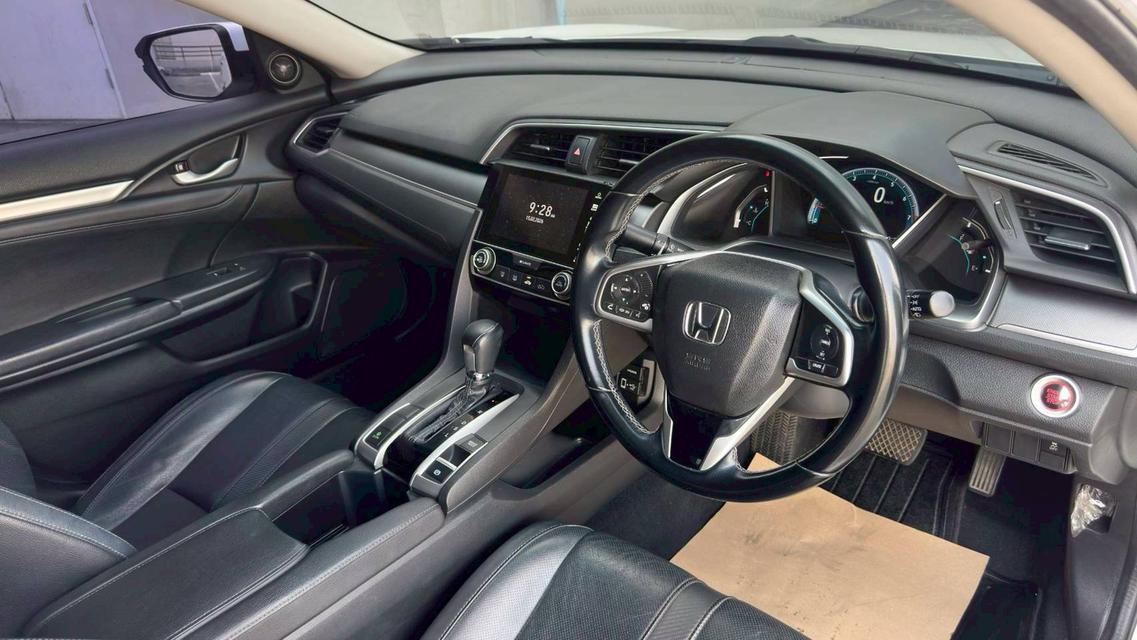 Honda Civic FC 1.8 EL Minor Change ปี 2018 สีขาวมุก รูปที่ 10