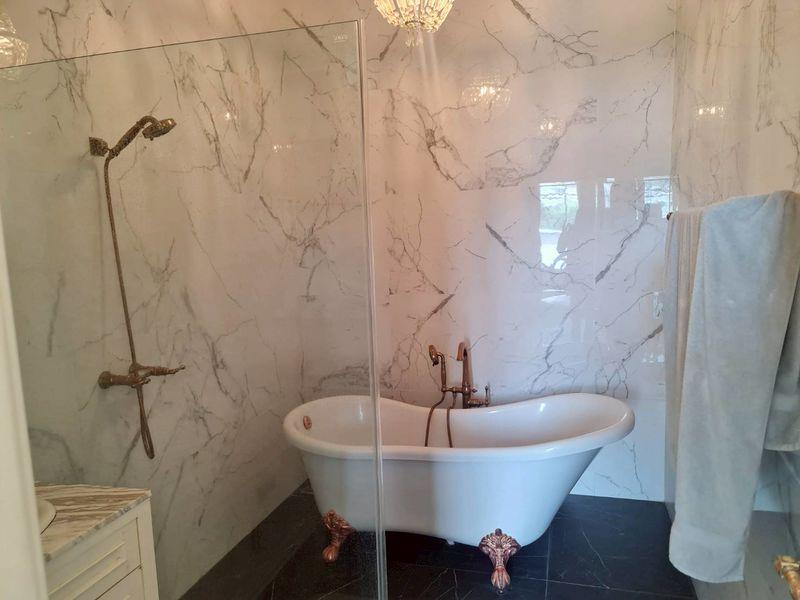 ให้เช่าบ้านหรูลาดพร้าว 124 พร้อมสระว่ายน้ำ 256 ตรวา ราคาดีทำเลดีติดต่อผึ้งรติ โทร 061-9419-639 7