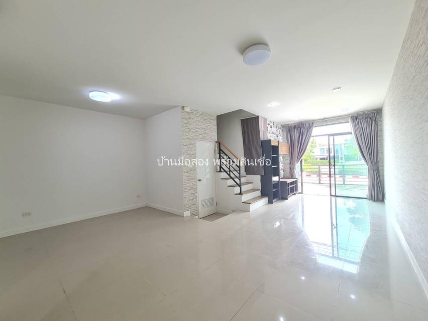 หมู่บ้านพลีโน่ รามอินทรา วงแหวน-จตุโชติ 11