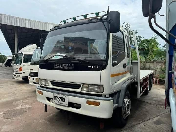 ขายรถ Isuzu รถ 10 ล้อ ราคาถูก 4