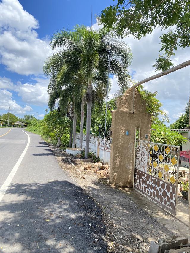 ขายด่วน ที่ดินพร้อมบ้านปูนชั้นเดียว แถมเฟอร์นิเจอร์ไม้ทั้งหมด  9