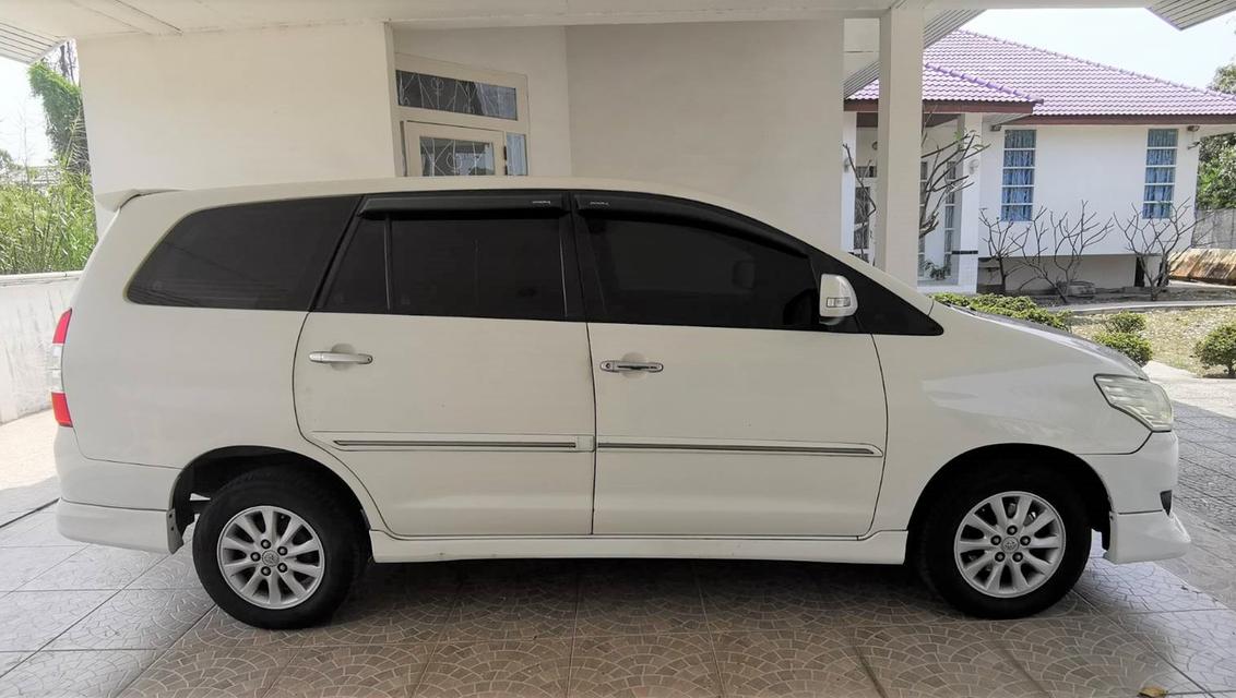 Toyota Innova  2.0 V  ปี 2012 รูปที่ 3