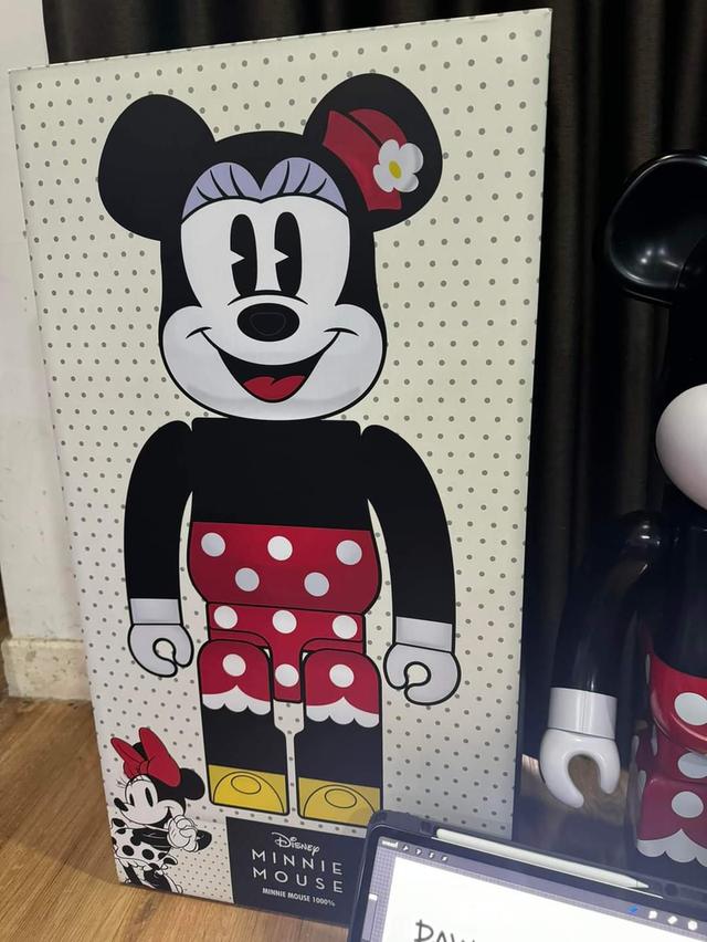 Bearbrick  Minnie Mouse 1000% 3