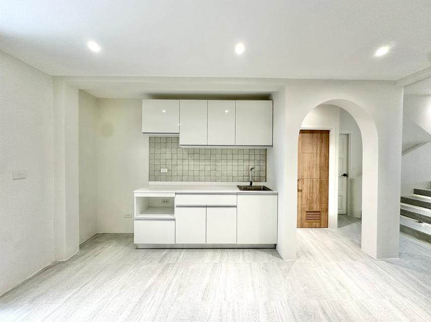 Town Home สไตล์ Japandi Courtyard ย่านพระราม 9 ใกล้รถไฟฟ้า ห้างสรรพสินค้า และโรงพยาบาล 10