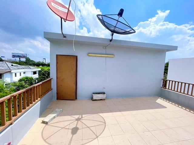 ถ.ชักพระ ใกล้สน.ตลิ่งชัน 500 ม.71ตร.วา. 280 ตร.ม. บ้านเดี่ยว 3ชั้น 4 นอนเลียบทางรถไฟ บรมราชชนี ฉิมพลี 4 น้ำ ตลาดน้ำตลิ่ง 7